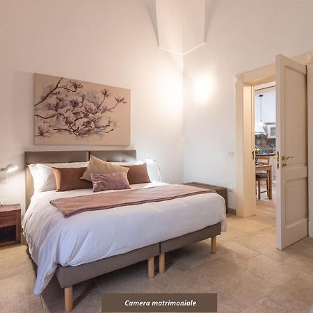 Rubichi 6 - Old Town Apartment Sit Lecce Kültér fotó