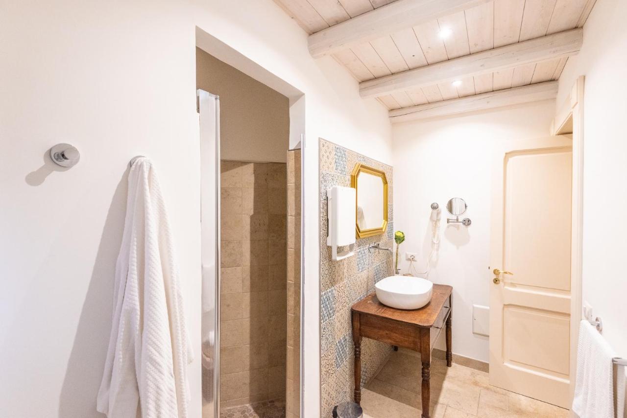 Rubichi 6 - Old Town Apartment Sit Lecce Kültér fotó