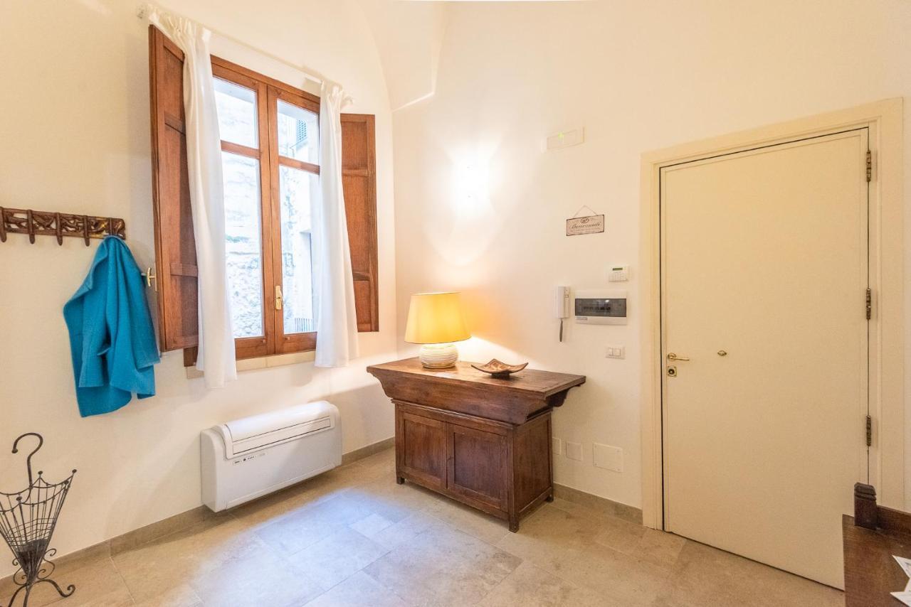 Rubichi 6 - Old Town Apartment Sit Lecce Kültér fotó