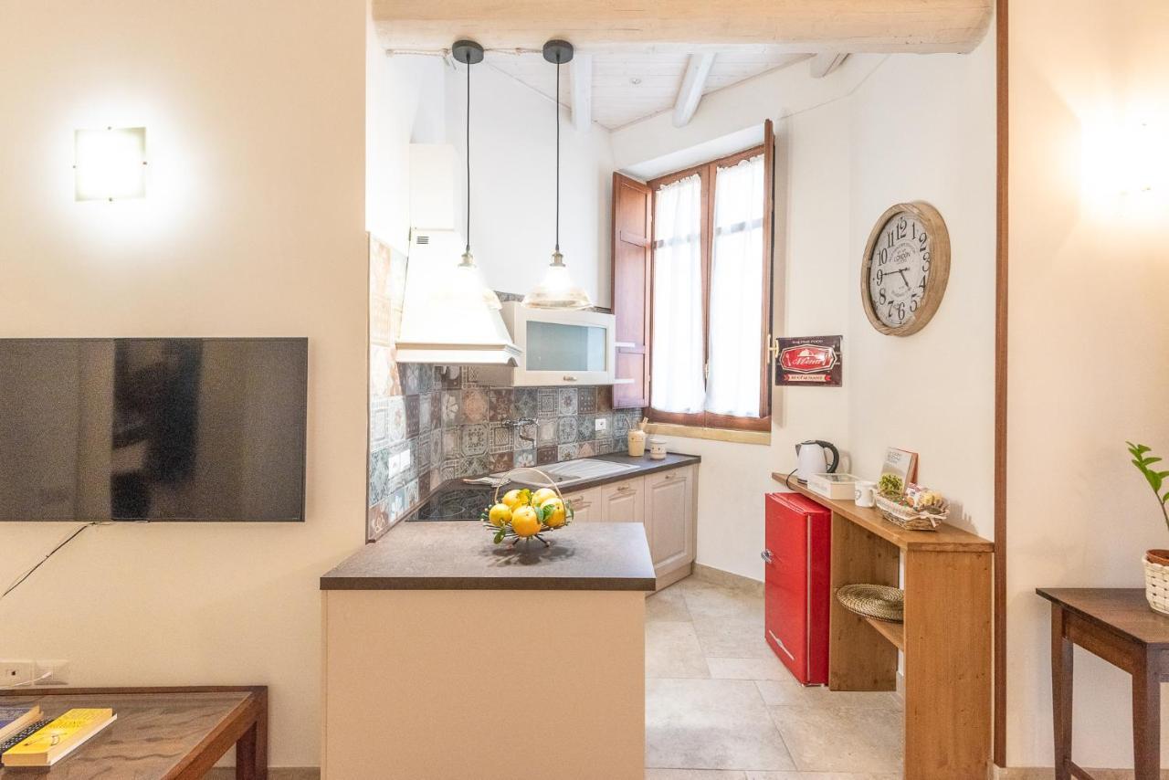 Rubichi 6 - Old Town Apartment Sit Lecce Kültér fotó