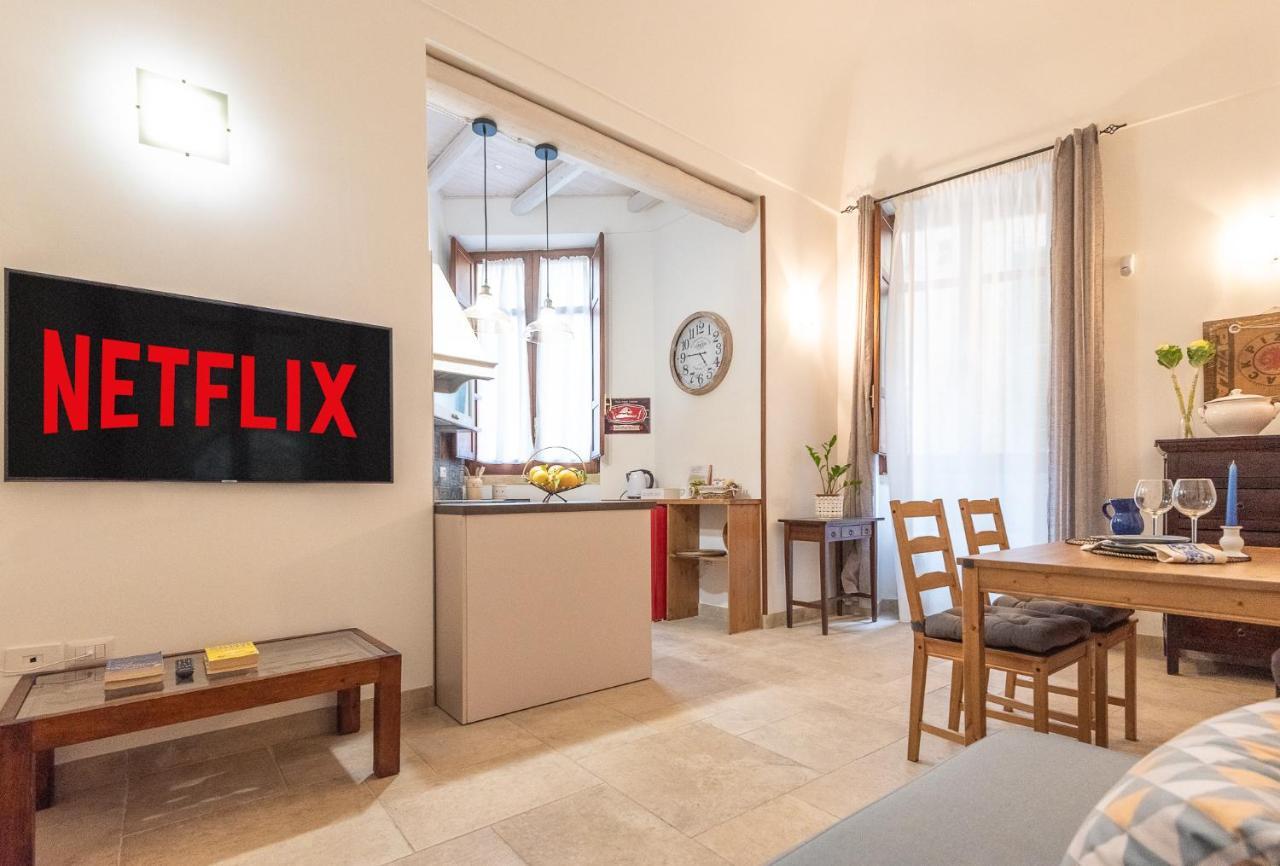 Rubichi 6 - Old Town Apartment Sit Lecce Kültér fotó